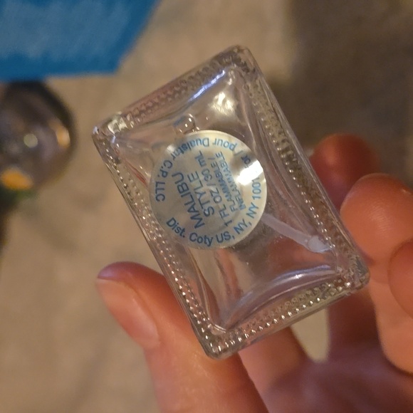 Mary kate and ashley coast to coast LA perfume eau de toilette 30ml - Picture 2 of 3